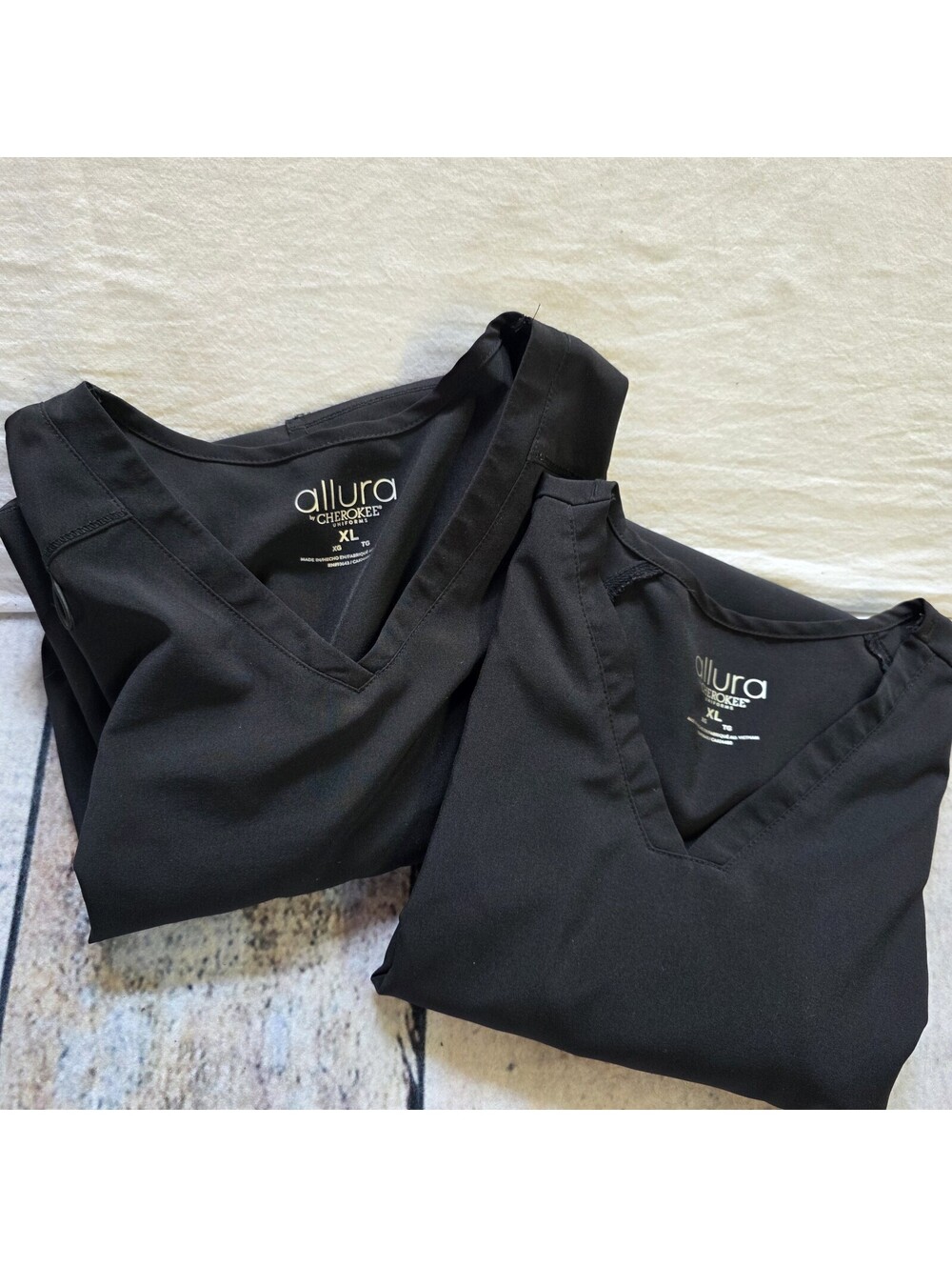 TWO (2) Women’s ALLURA BY CHEROKEE Black Scrub Top Medical Uniform Size XL